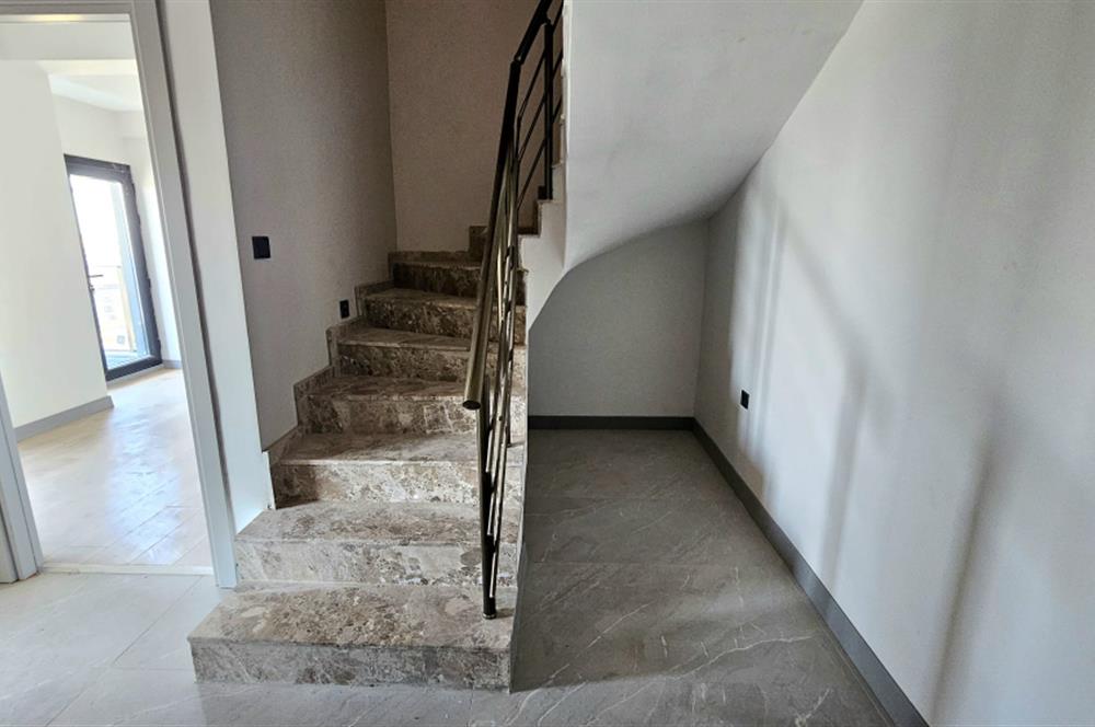 Çiğli/Balatçık Sıfır Binada Teraslı 3+1 Dubleks Daire