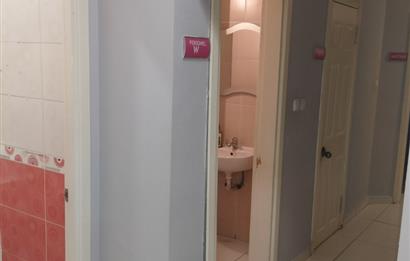 Kozyatağı Sümko Sitesi'nde Kiralık 150 m² Dükkan/Ofis