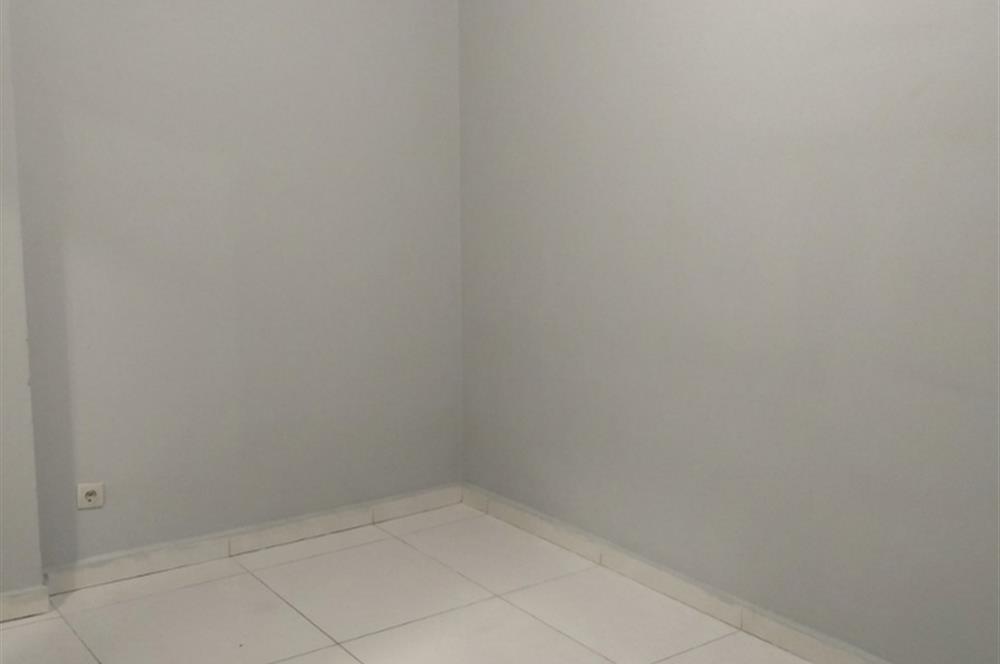 Kozyatağı Sümko Sitesi'nde Kiralık 150 m² Dükkan/Ofis