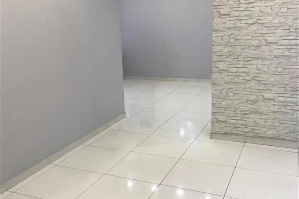 Kozyatağı Sümko Sitesi'nde Kiralık 150 m² Dükkan/Ofis