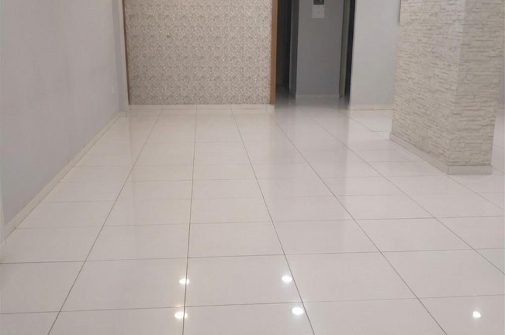 Kozyatağı Sümko Sitesi'nde Kiralık 150 m² Dükkan/Ofis