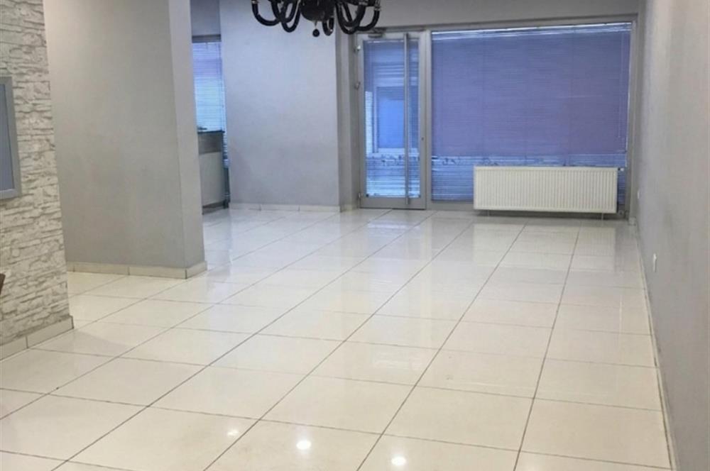 Kozyatağı Sümko Sitesi'nde Kiralık 150 m² Dükkan/Ofis
