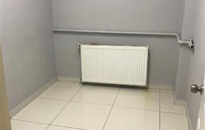 Kozyatağı Sümko Sitesi'nde Kiralık 150 m² Dükkan/Ofis