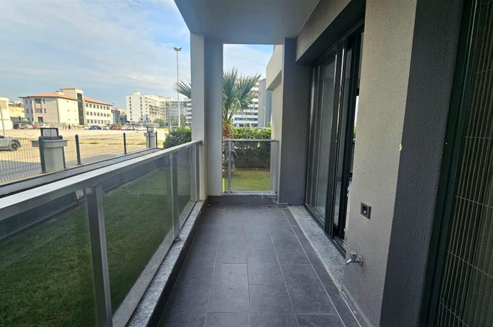 Çiğli/Balatçık Hastane ve Üni. Yakını Sitede Kiralık 2+1 Daire