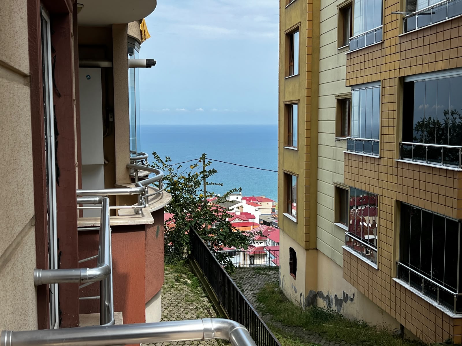 C21 UZMANDAN PELİTLİ TEPEKENT SİTESİ SATILIK DAİRE
