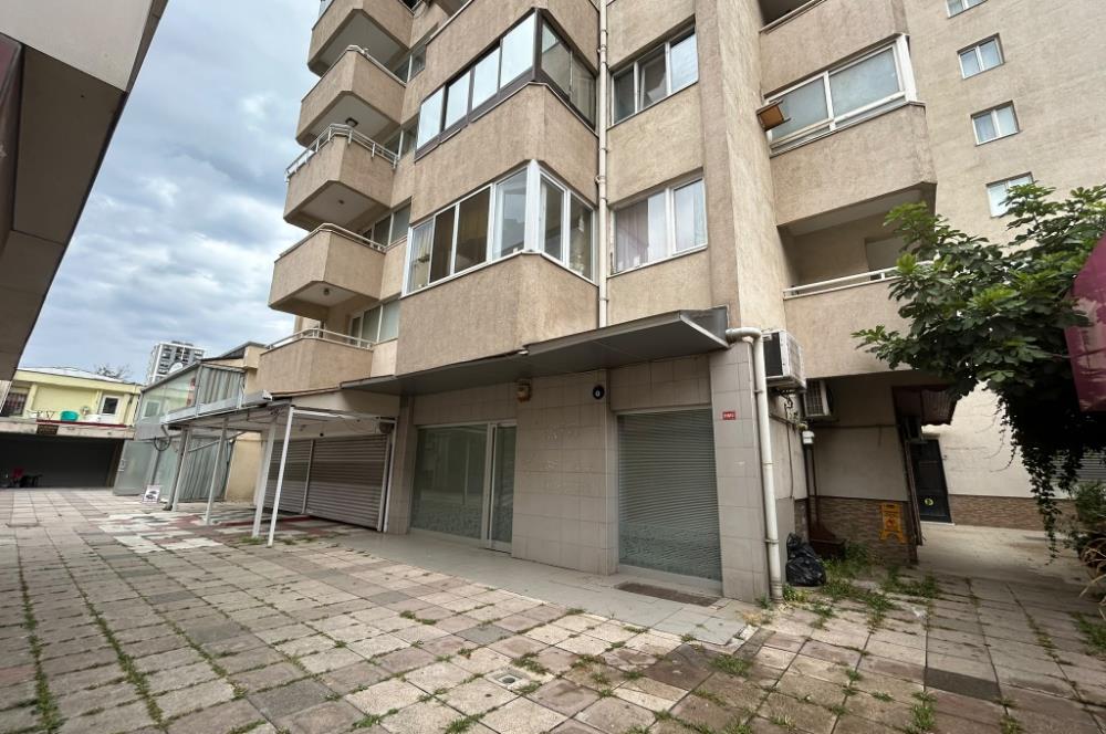 Kozyatağı Sümko Sitesi'nde Kiralık 150 m² Dükkan/Ofis