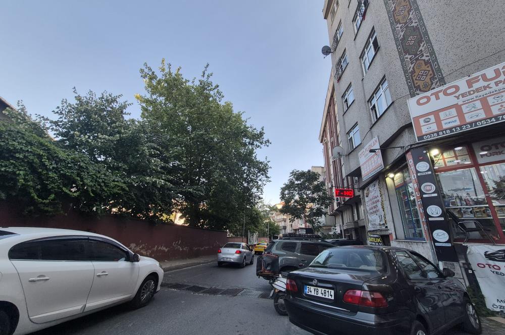 GAZİOSMANPAŞA'DA SATILIK BİNA