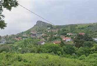 İZNİK'TE GÖL MANZARALI FIRSAT ARAZİ - 1 - 37352