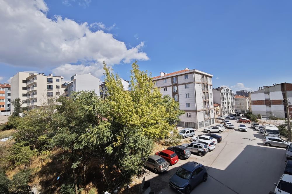 CENTURY 21 BAL'DAN  DİNKÇİLER MAHALLESİNDE   KİRALIK ARAKAT 1+1 DAİRE