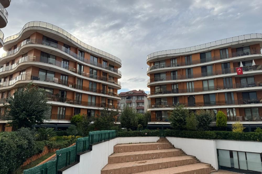 City Ambiance'ta Bahçe Kullanımlı Kiralık 1+1 Daire
