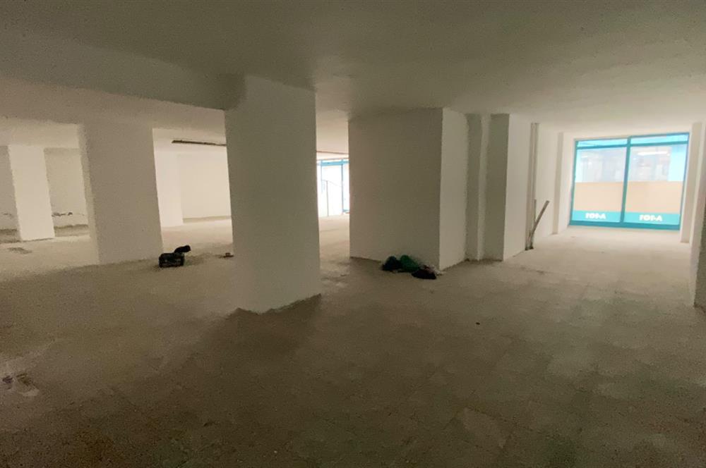 GAZİ CADDESİ DEBBOY MEVKİİNDE 350 M2 SATILIK DEPOLU DÜKKAN