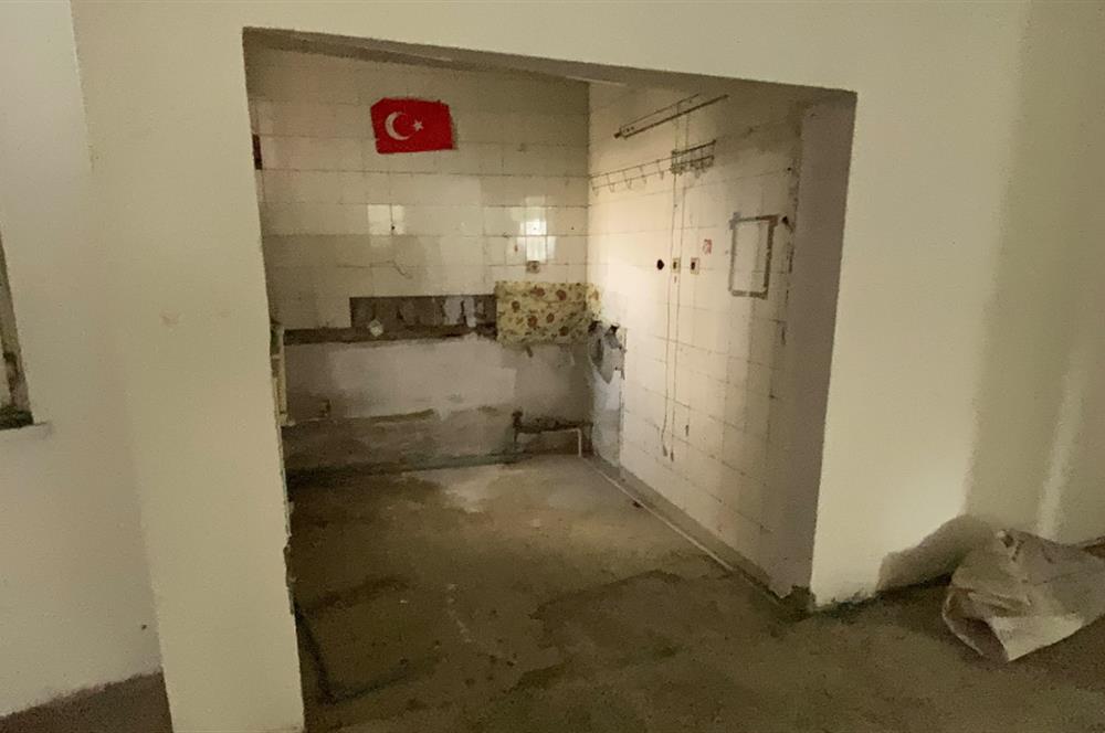 GAZİ CADDESİ DEBBOY MEVKİİNDE 165 M2 SATILIK İŞYERİ/KONUT