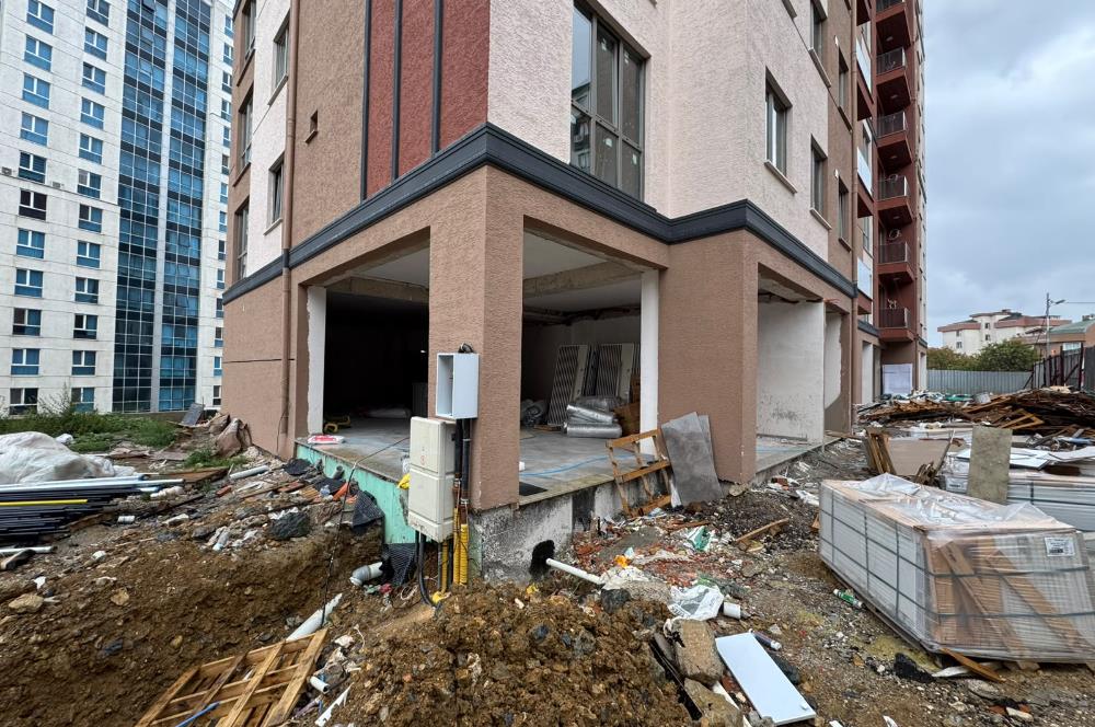 Velibaba'da Ekim Sonu Teslim Çift Cepheli Köşe Dükkan