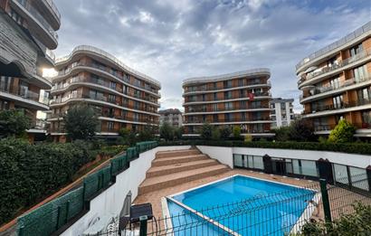 City Ambiance'ta Bahçe Kullanımlı Satılık 1+1 Daire