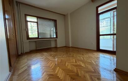 KADIKÖY-GÖZTEPE BAĞDAT CADDESİ'NE YAKIN 4+1 KİRALIK GENİŞ DAİRE