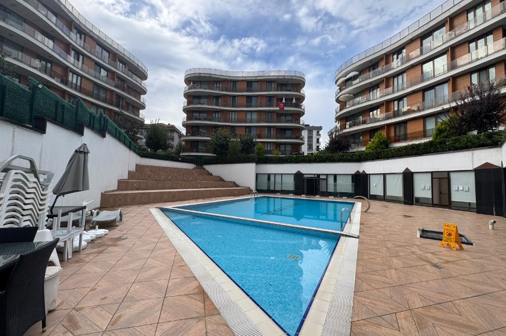 City Ambiance'ta Bahçe Kullanımlı Kiralık 1+1 Daire