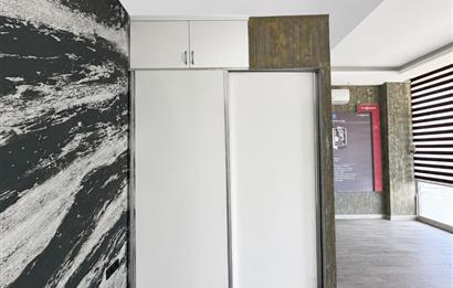 CENTURY 21’DEN AKYAZI MAHALLESİ’NDE SATILIK İŞ YERİ!