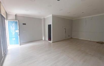 Ümraniye Dudullu Merkeze Yakın Kullanışlı Kiralık Dükkan