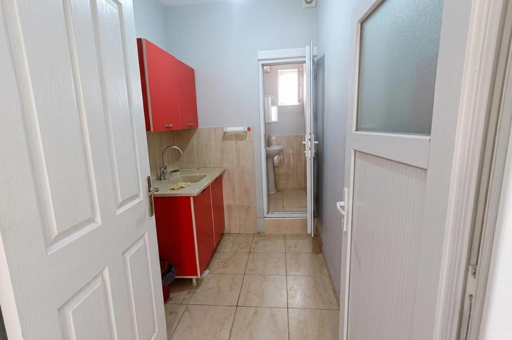 Ümraniye Dudullu Merkeze Yakın Kullanışlı Kiralık Dükkan