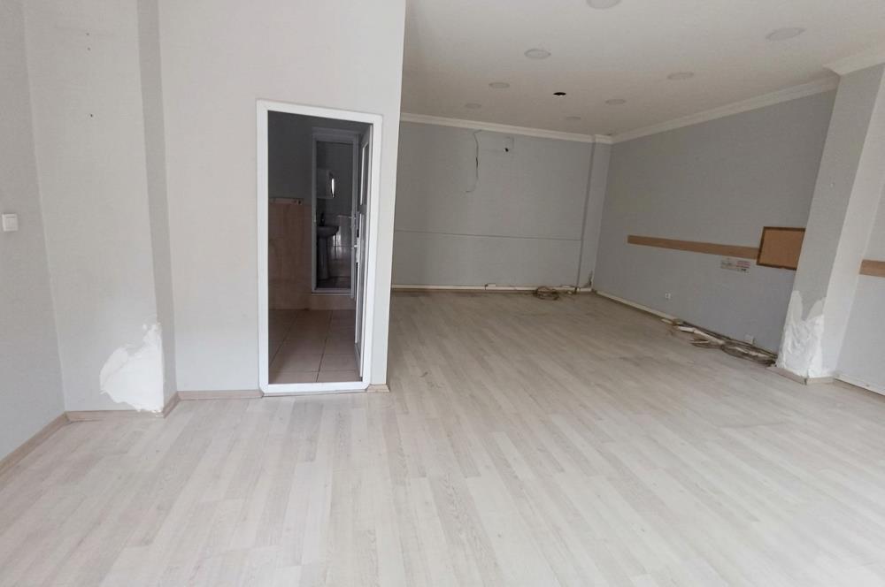 Ümraniye Dudullu Merkeze Yakın Kullanışlı Kiralık Dükkan