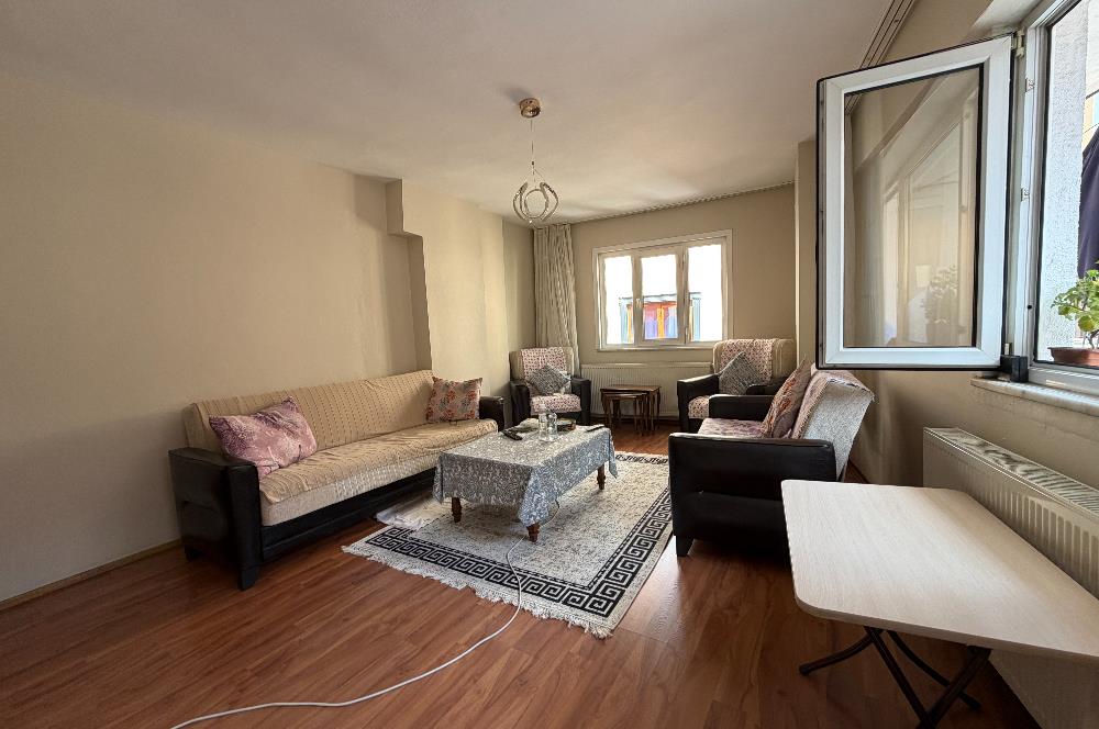 ÜMRANİYE İSTİKLAL'DE BÜYÜK 2+1 SATILIK DAİRE