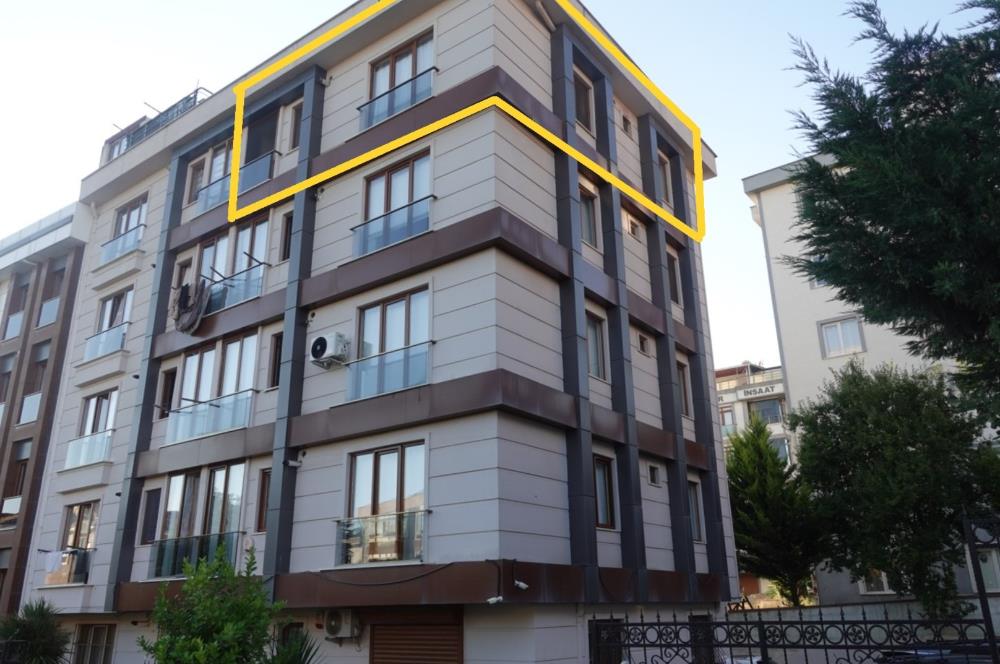 Ümraniye Huzur Metro Durağı'nın Karşısında 2+1 Satılık Daire
