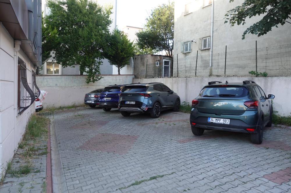 Ümraniye Huzur Metro Durağı'nın Karşısında 2+1 Satılık Daire