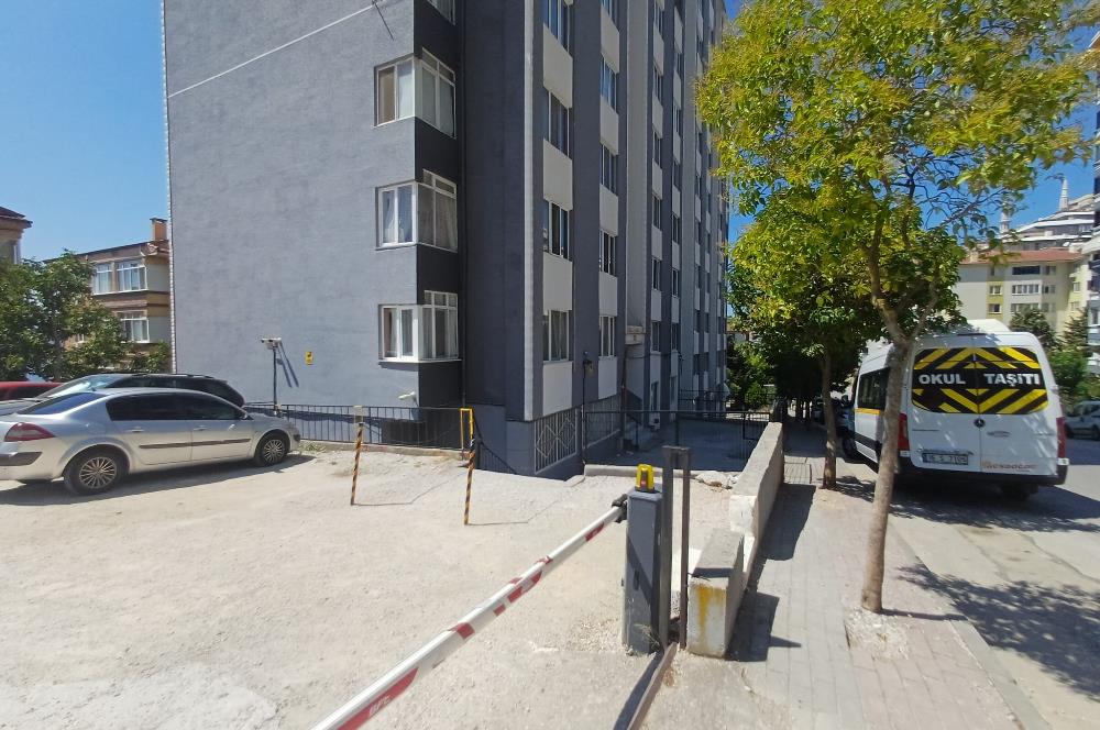 C21 Cius; Cumhuriyet'te Deniz Manzaralı 3+1 Satılık Daire