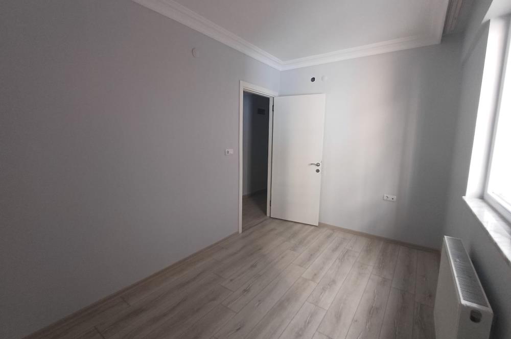 C21 Cius; Osmaniye'de Okula Yakın Asansörlü Kiralık Yeni Binada 3+1