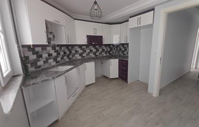 C21 Cius; Osmaniye'de Okula Yakın Asansörlü Kiralık Yeni Binada 3+1