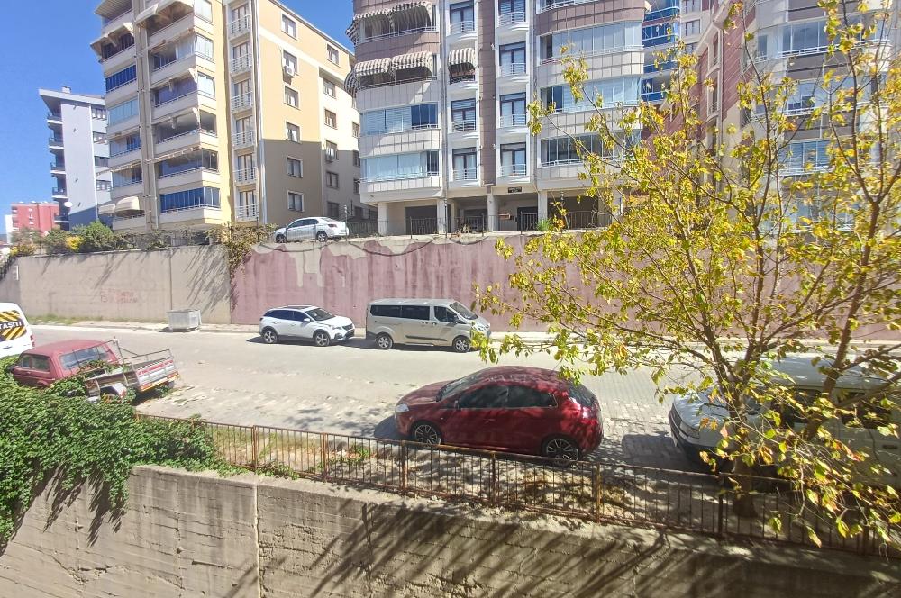 C21 Cius; Cumhuriyet'te Deniz Manzaralı Eşyalı 3+1 Kiralık