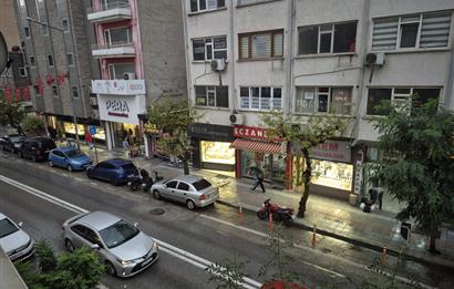 C21 Cius; Gemlik Batum İş Merkezi'nde Meydana Cepheli Kiralık Ofis