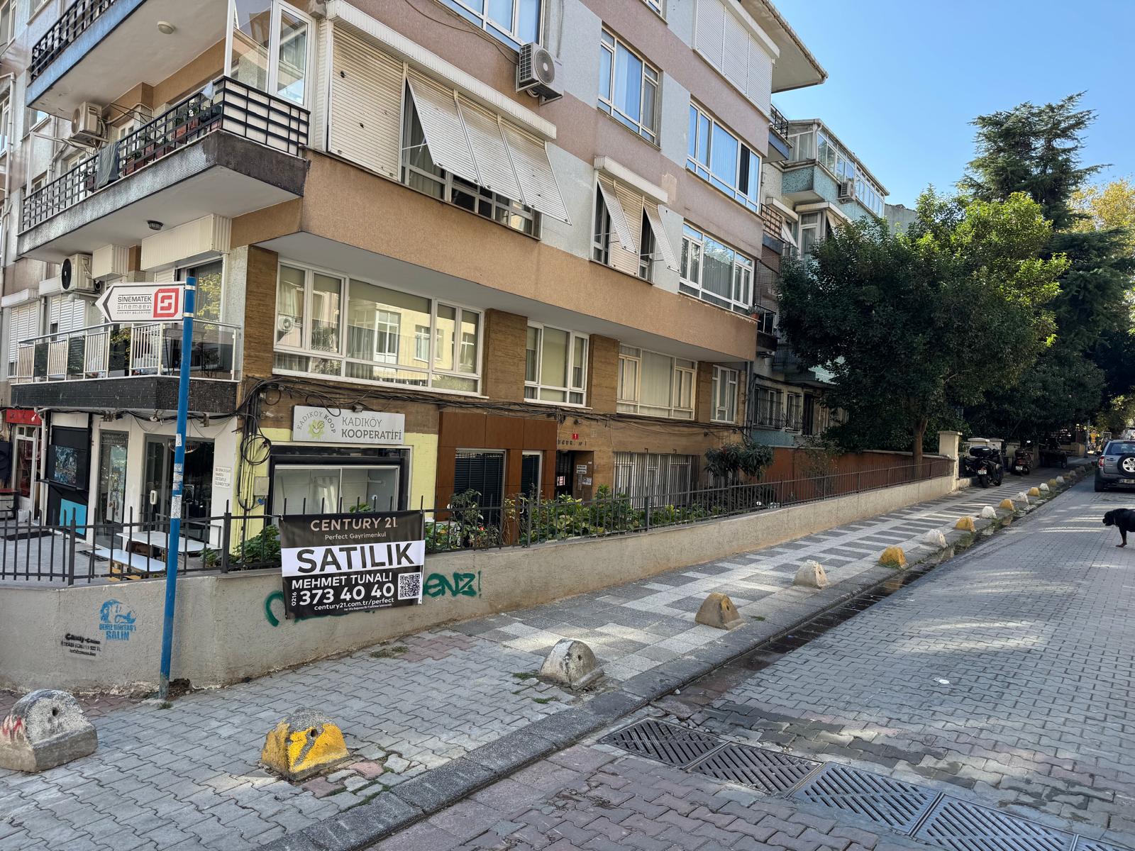 C21 PERFECT'TEN BAHARİYE CAD. ALT SOKAĞINDA SATILIK DÜKKAN