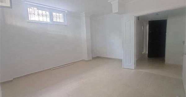 Ümraniye Necip Fazıl'da Merkezi Konumda 2+1 Kiralık Daire - 37387