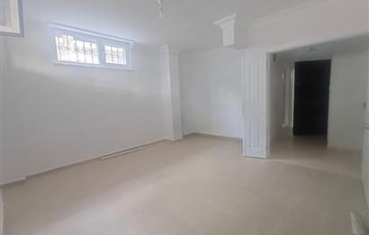 Ümraniye Necip Fazıl'da Merkezi Konumda 2+1 Kiralık Daire
