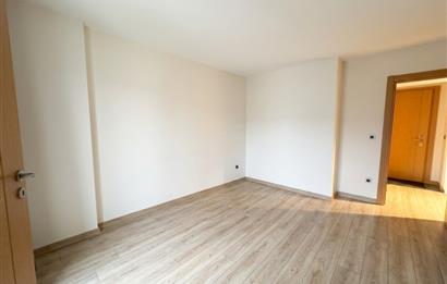 City Ambiance'ta Bahçe Kullanımlı Kiralık 1+1 Daire
