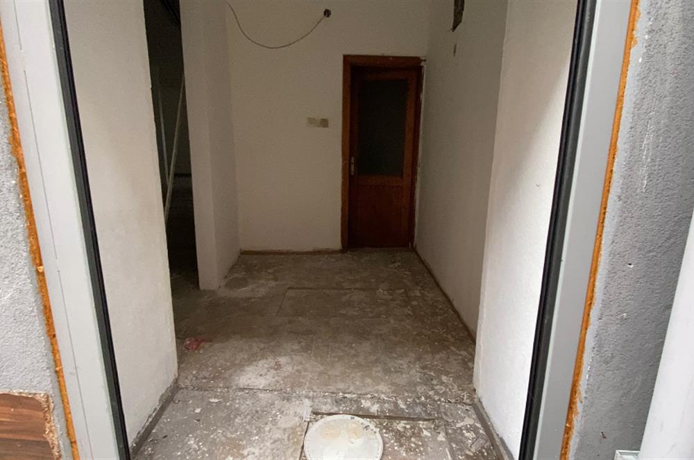 GAZİ CADDESİ DEBBOY MEVKİİNDE 165 M2 SATILIK İŞYERİ/KONUT