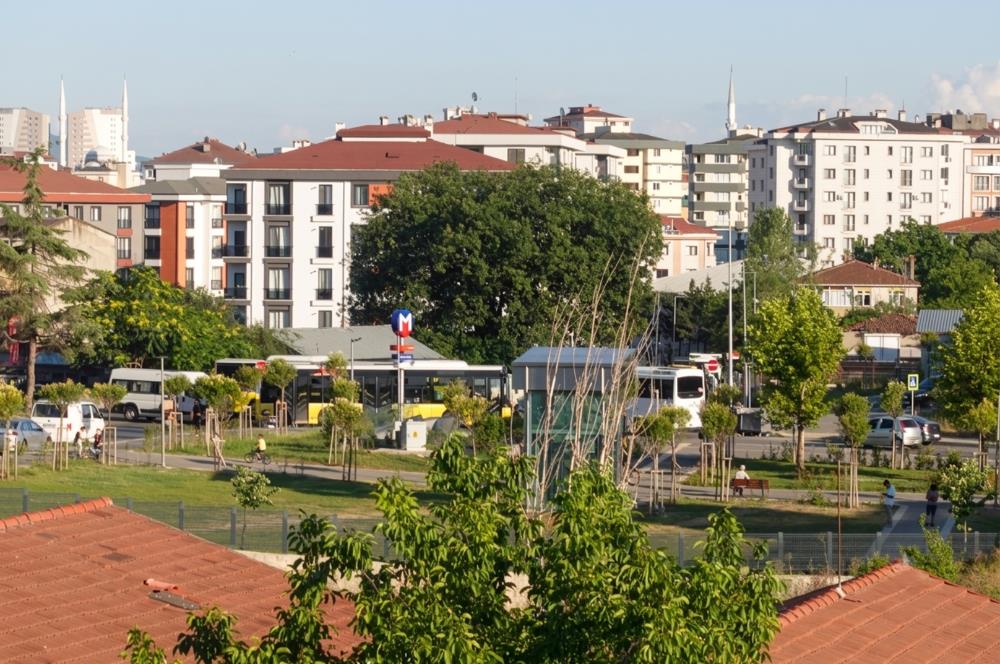 Ümraniye Huzur Metro Durağı'nın Karşısında 2+1 Satılık Daire