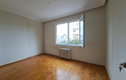 Metro İstasyonu Yakını Geniş Ferah 115 m² 3+1 Kiralık Daire