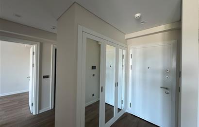 BATI YAKASI KÖY'DE YENİ TESLİM 2+1 ARA KAT BALKONLU DAİRE 