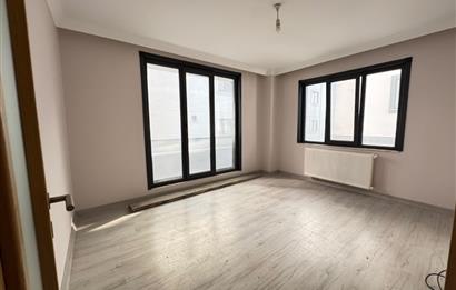 Ümraniye Çamlık Türbe Sokakta Masrafsız, Butik Binada Geniş 3+1