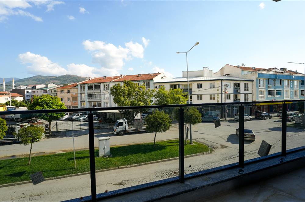 C21 Cius; Bölge Parkı Civ Önü Açık 3+1 Dükkan Üstü Sıfır Daire