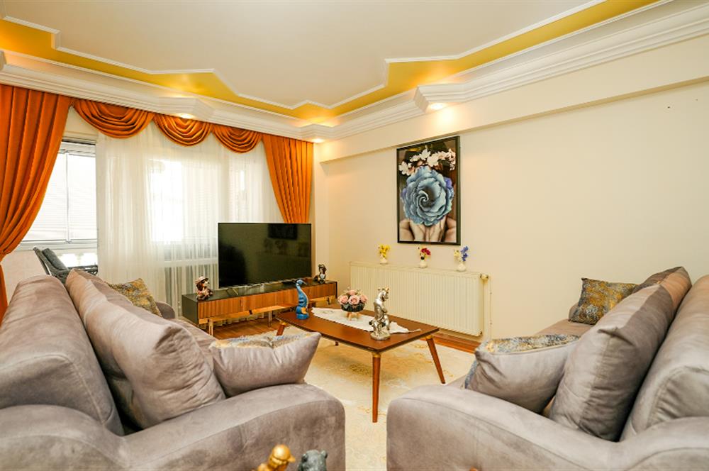 C21 Cius; Güraş 2 Sitesi'nde Deniz Manzaralı Eşyalı 3+1 Ara Kat