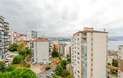 C21 Cius; Güraş 2 Sitesi'nde Deniz Manzaralı Eşyalı 3+1 Ara Kat