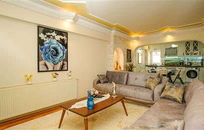 C21 Cius; Güraş 2 Sitesi'nde Deniz Manzaralı Eşyalı 3+1 Ara Kat