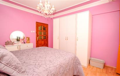 C21 Cius; Güraş 2 Sitesi'nde Deniz Manzaralı Eşyalı 3+1 Ara Kat