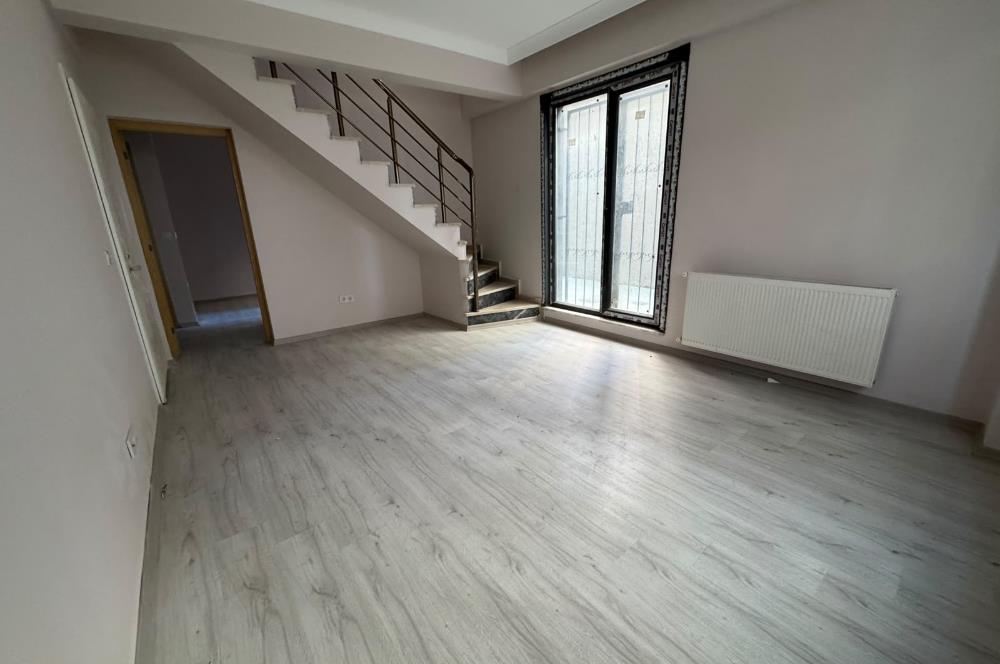 Ümraniye Çamlık Türbe Sokakta Masrafsız, Butik Binada Geniş 3+1