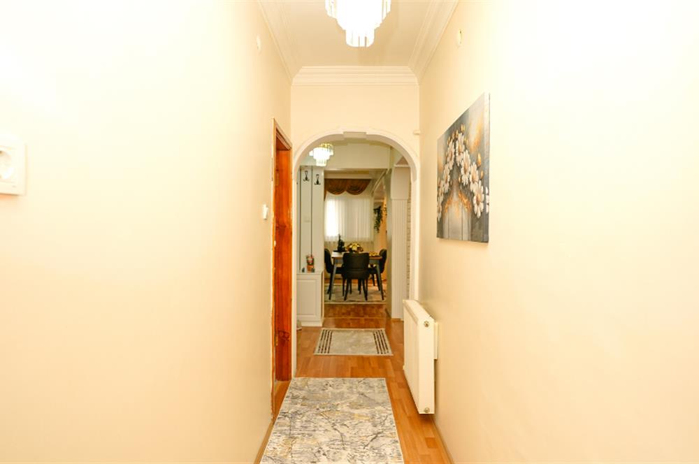 C21 Cius; Güraş 2 Sitesi'nde Deniz Manzaralı Eşyalı 3+1 Ara Kat