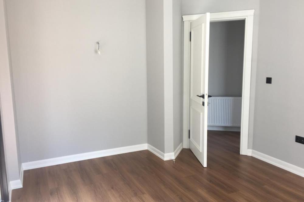 Uskumruköy'de Butik Sitede Kiralık 4+1 İkiz Villa