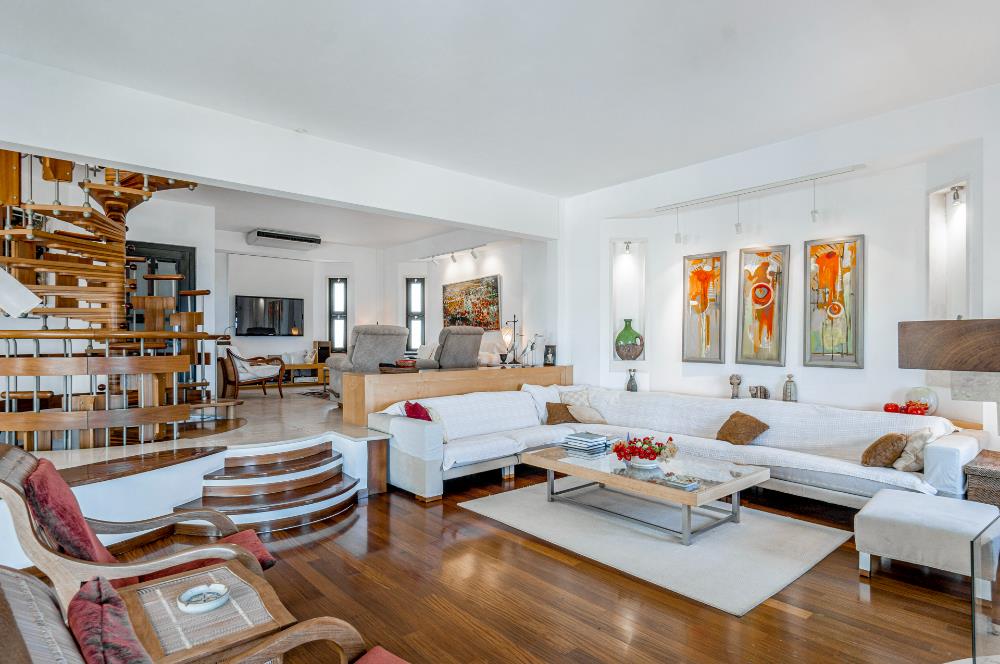 BODRUM YOKUŞBAŞI SATILIK 4+1 HAVUZLU KALE MANZARALI MÜSTAKİL EV